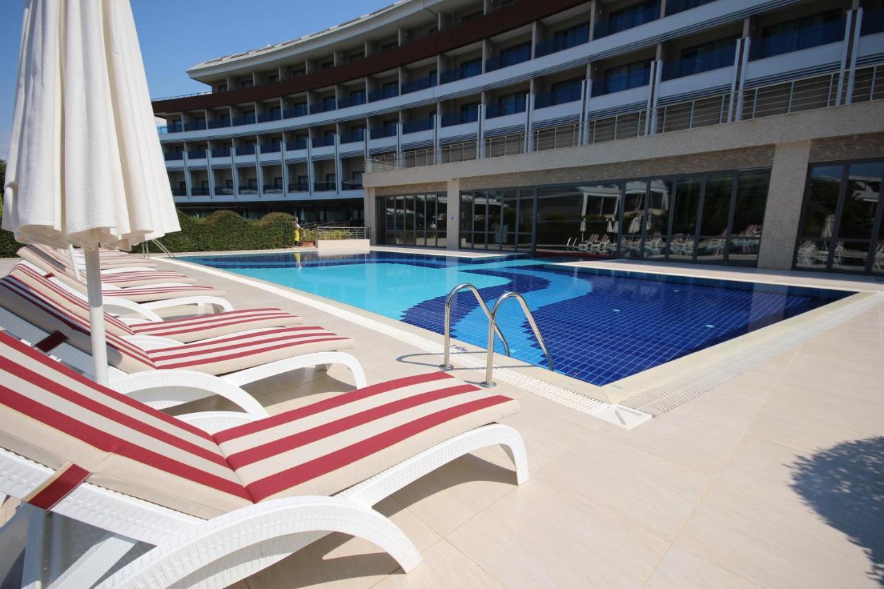 Tui Magic Life Jacaranda Hotel Side Exterior foto
